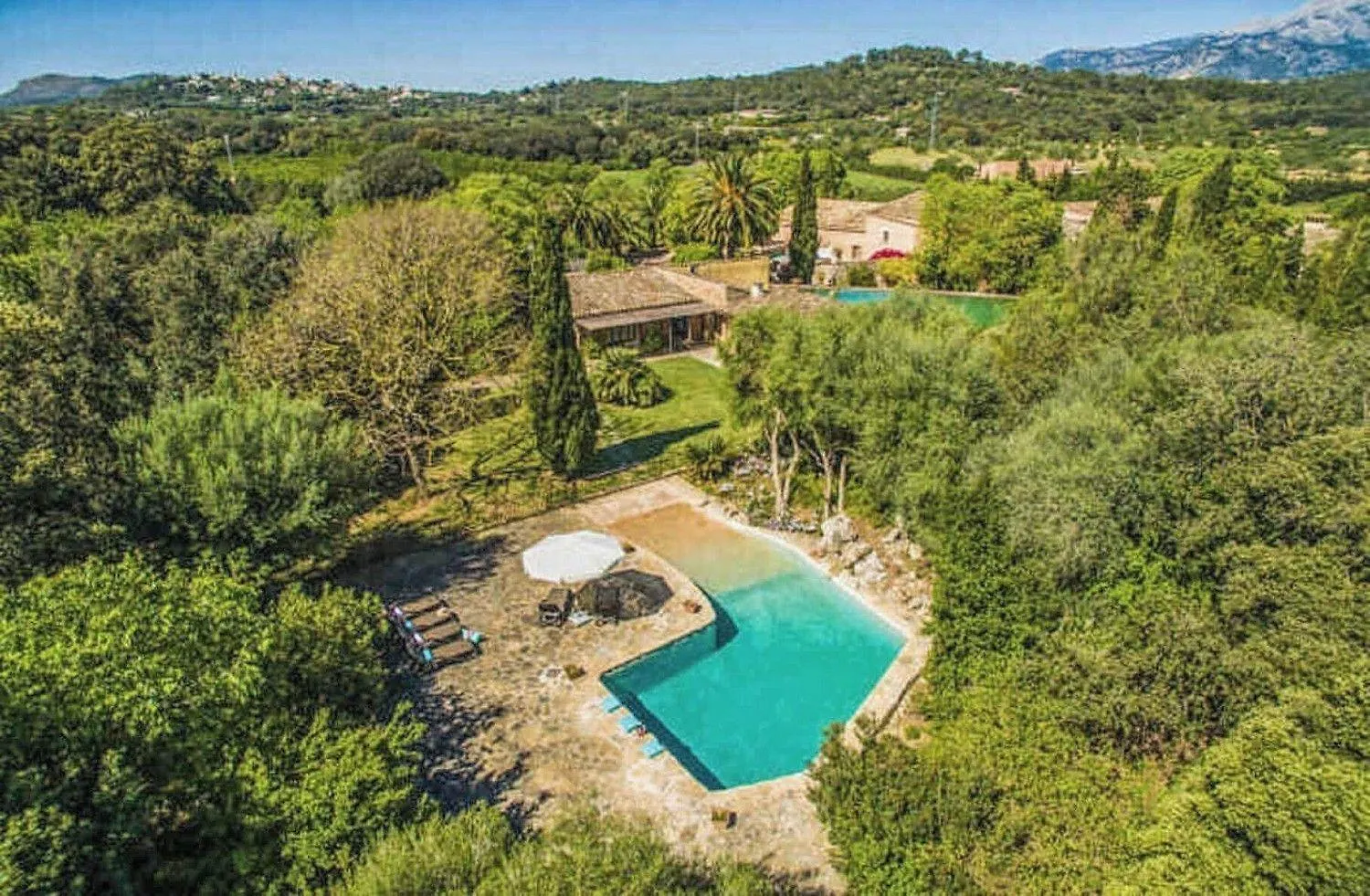 Wunderschoenes Neu Renoviertes Landhaus Mit Pool 10 Km Vom Meer Entfernt Buger 0*,  Spain